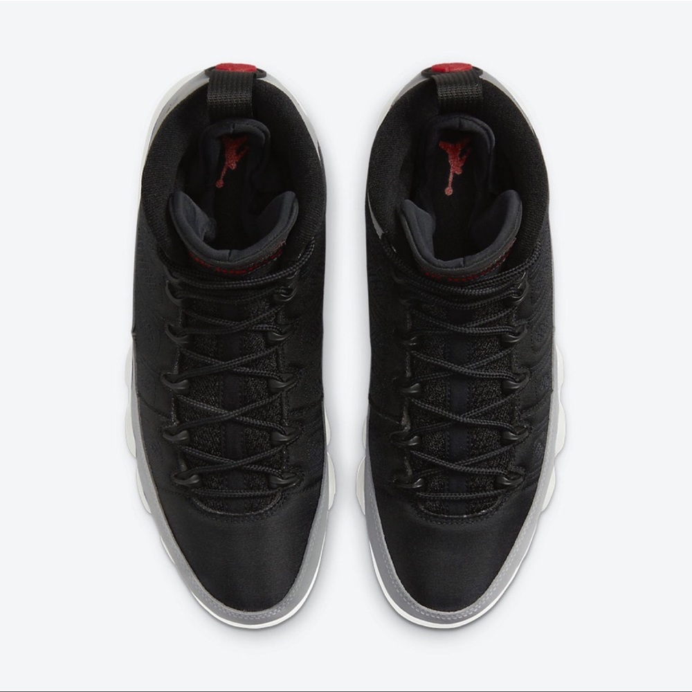 ❌SOLD❌ Air Jordan Retro 9 “Particle Grey” sneakers, New in Box, M9 - Picture 6 of 12